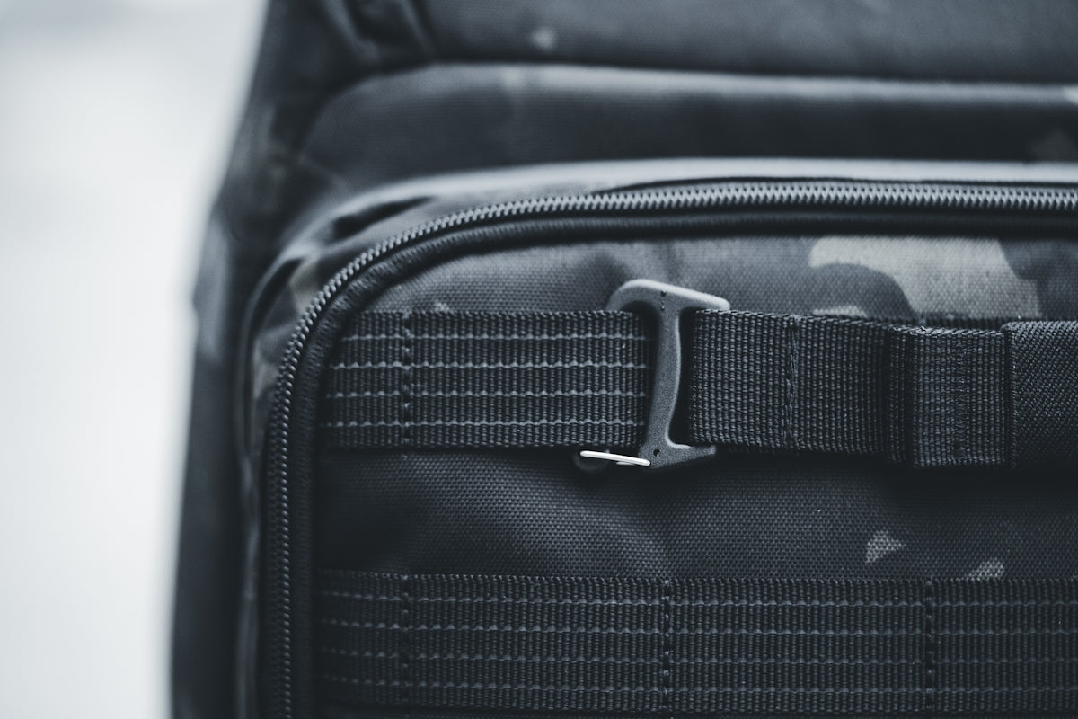 a black and white photo of a backpack