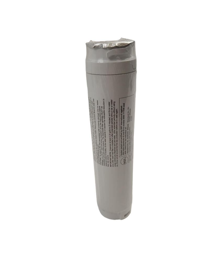 Bosch water filter cartridge with label on white cylindrical body for clean water filtration