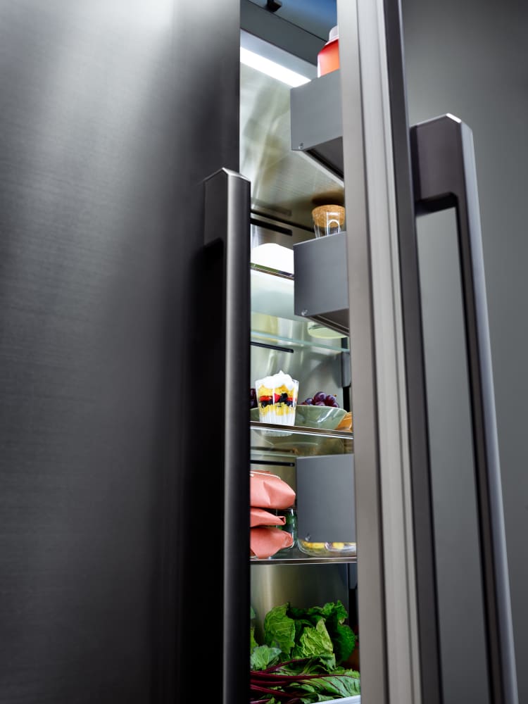 Dacor - 29.75 Inch 17.8 Built In / Integrated All Fridge Refrigerator in Panel Ready - DRR30980RAP