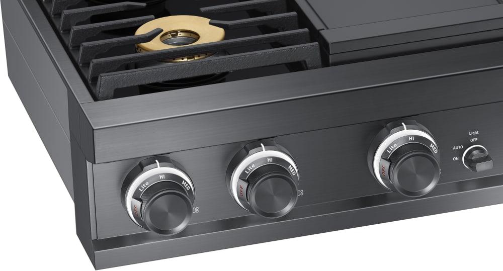 Dacor - 36 inch wide Gas Cooktop in Stainless - DTT36M974LS