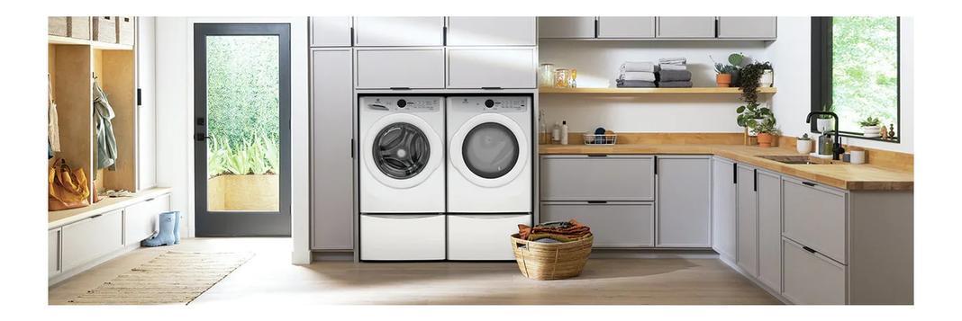 Electrolux - 8 cu. Ft  Electric Dryer in White - ELFE733CAW