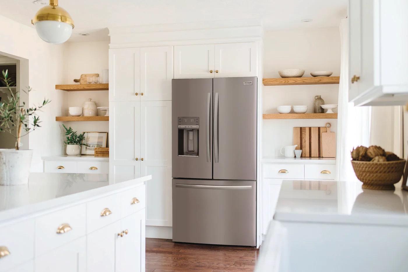 Frigidaire Gallery - 36 Inch 22.6 cu. ft French Door Refrigerator in Stainless - GRFC2353AF