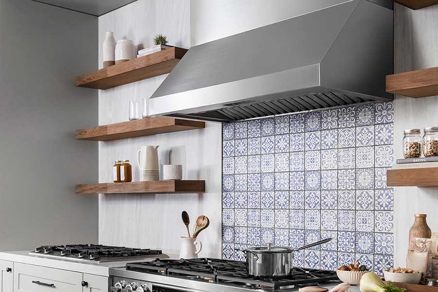 Dacor - 35.875 Inch 600 CFM Under Cabinet Range Vent in Stainless - HWHP3612S