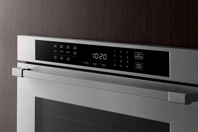 Dacor  - 4.8 cu. ft Single Wall Oven in White - HWO130PCW