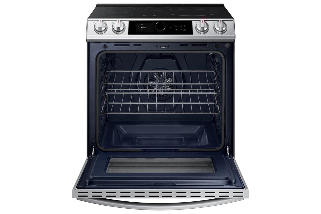 Samsung - Bespoke 6.3 cu. ft  Induction Range in Stainless - NE63T8911SS