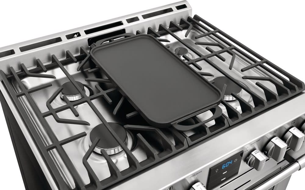 Frigidaire Professional - 5.6 cu. ft  Gas Range in Stainless - PCFG3078AF