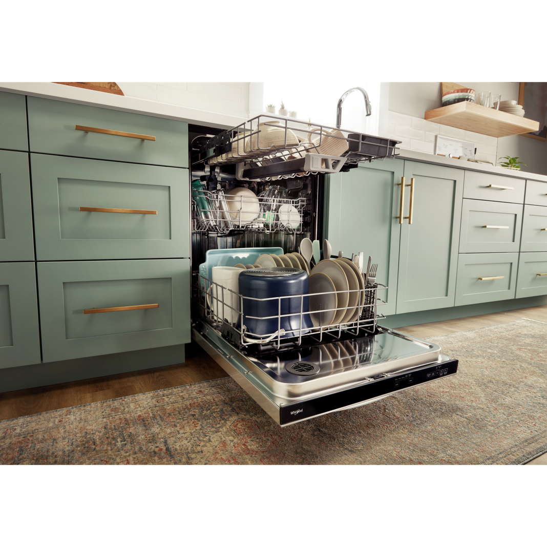 Whirlpool - 47 dBA Built In Dishwasher in Stainless - WDT970SAKZ