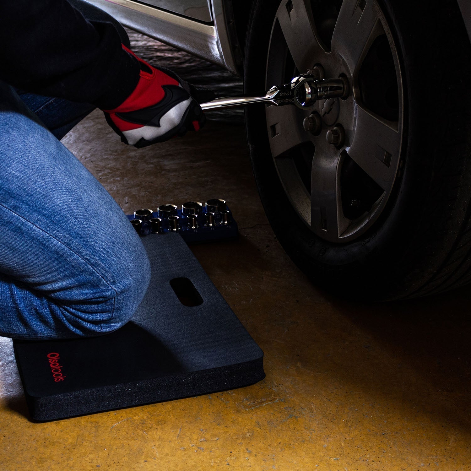 Kneeling Work Mat, Mechanics Kneeling Pad Density 18" x 11" x 1"