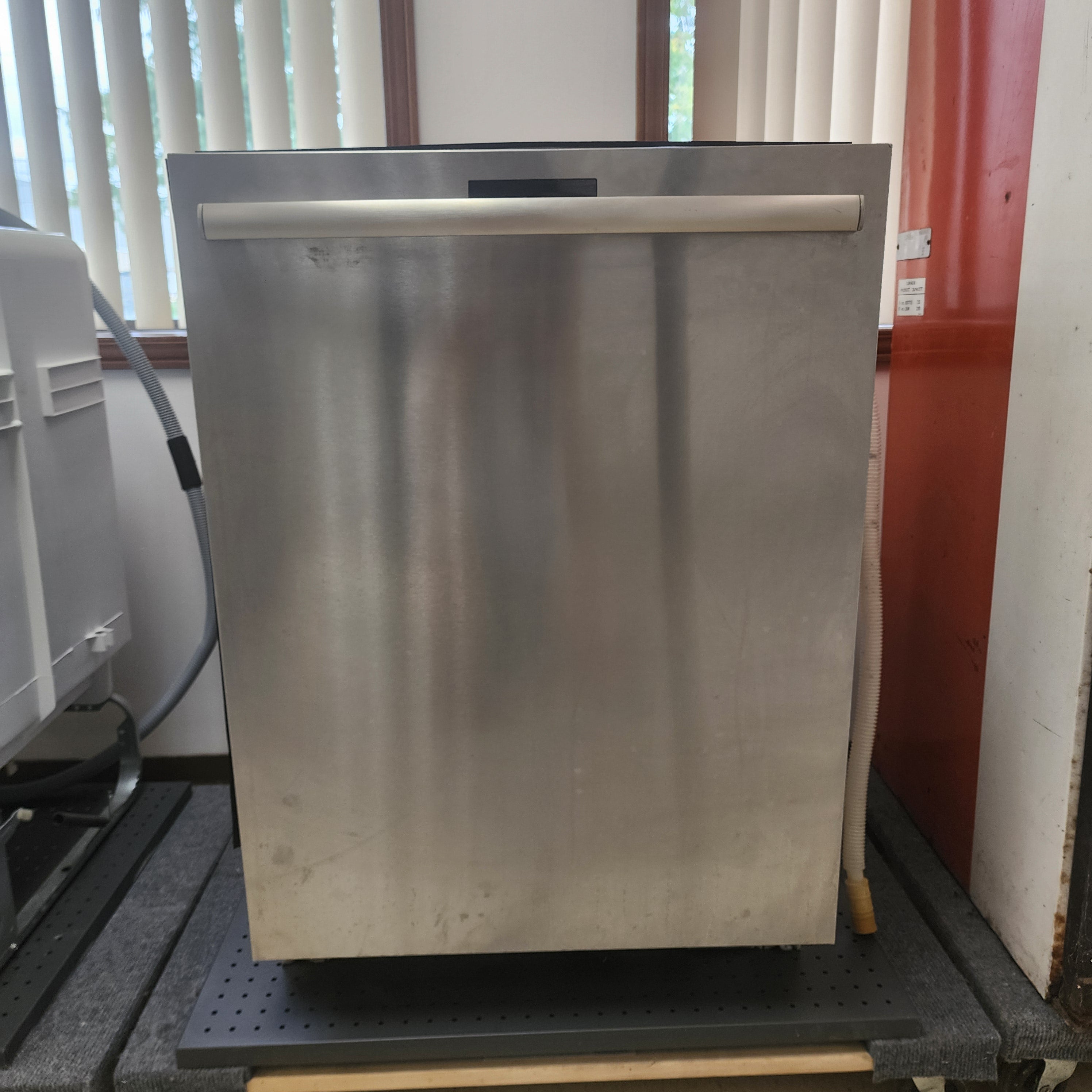 Used Dishwasher