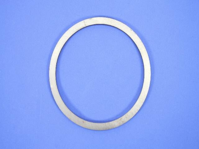 AT Diff. Carrier Bearing Shim 04800659AA