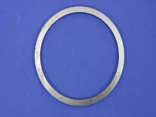 AT Diff. Carrier Bearing Shim 04800642AA